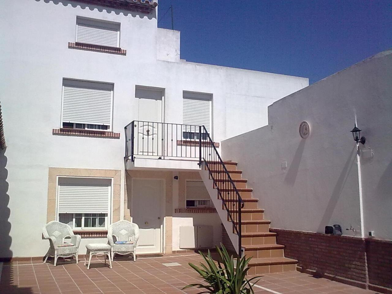Apartamentos Jerezanos เฮเรซ เด ลาฟรอนเตรา ภายนอก รูปภาพ