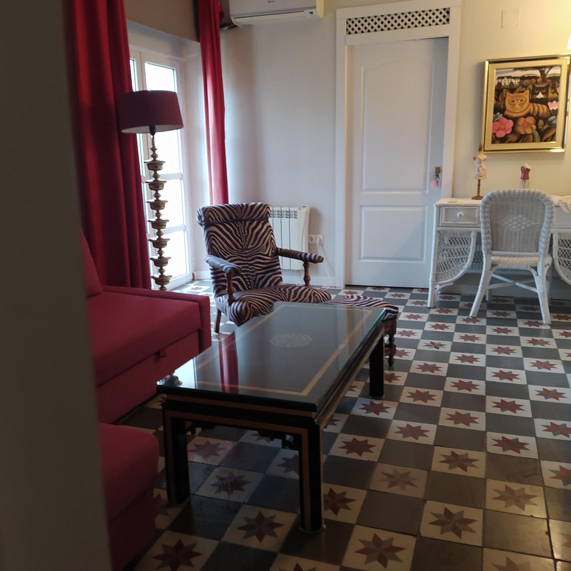 Apartamentos Jerezanos เฮเรซ เด ลาฟรอนเตรา ภายนอก รูปภาพ