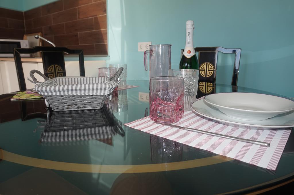 Apartamentos Jerezanos เฮเรซ เด ลาฟรอนเตรา ภายนอก รูปภาพ