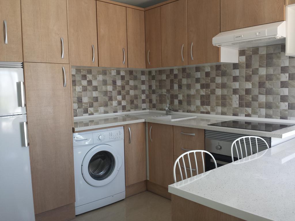 Apartamentos Jerezanos เฮเรซ เด ลาฟรอนเตรา ภายนอก รูปภาพ