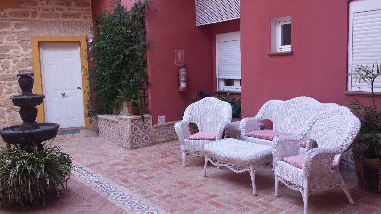 Apartamentos Jerezanos เฮเรซ เด ลาฟรอนเตรา ภายนอก รูปภาพ